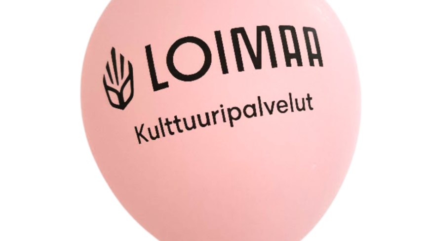 Pinkki ilmapallo, jossa on Loimaan logo ja sen alla teksti, jossa lukee kulttuuripalvelut