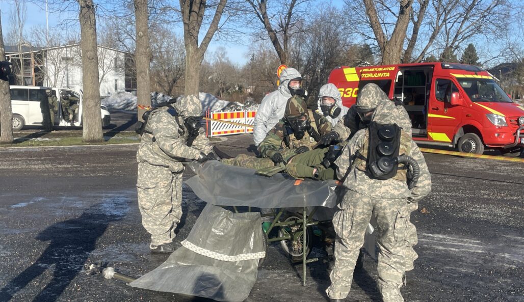 Training exercise near the old town hall in Loimaa, soldiers from the Virginia National Guard and the Finnish Defense Forces at work
